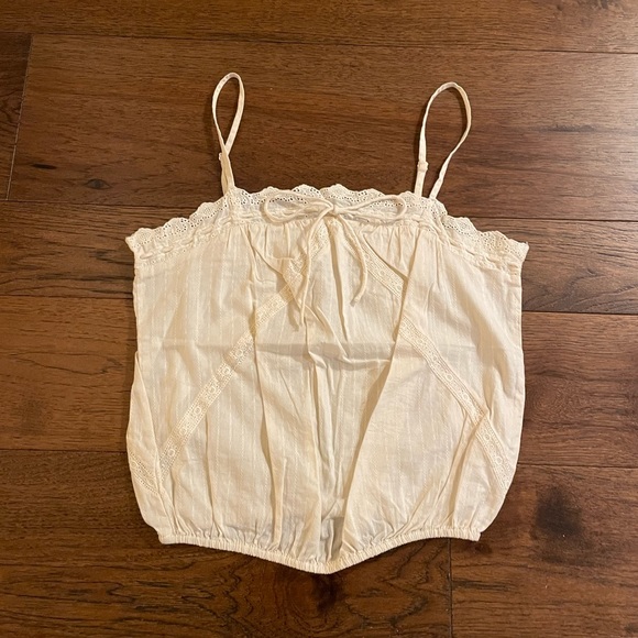 Old Navy Tops - Crop